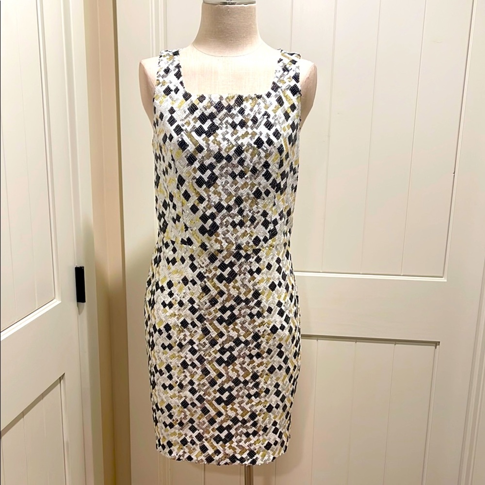 THE LIMITED Size 8 P NWOT Sequined Dress Sleeveless Gold/Silver/White/Black